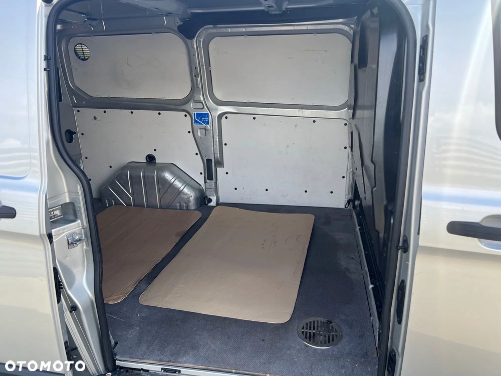Ford Transit Custom - 10