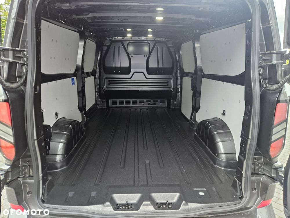 Ford Transit Custom - 12
