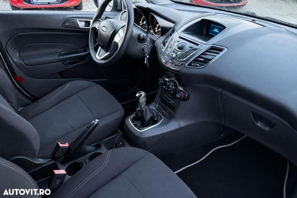 Ford Fiesta 1.6 TDCI Titanium - 6