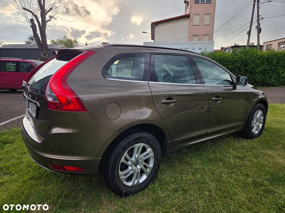 Volvo XC 60 D3 Drive-E Momentum - 18