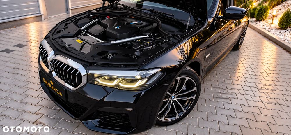 BMW Seria 5 520e Luxury Line sport - 12