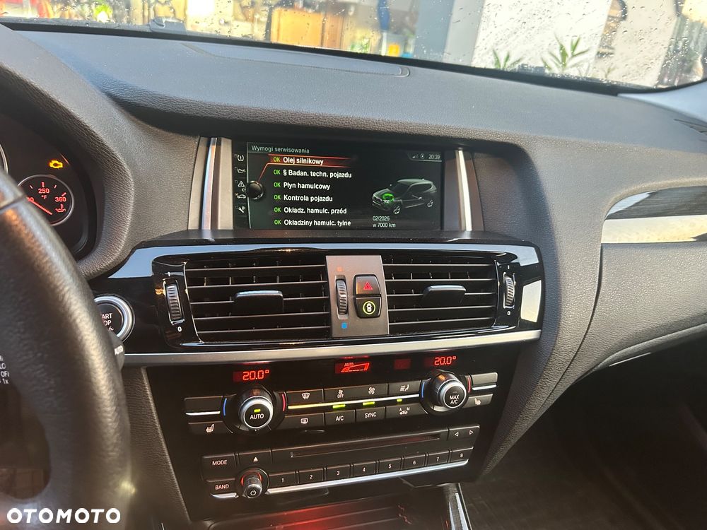 BMW X3 xDrive28i - 11