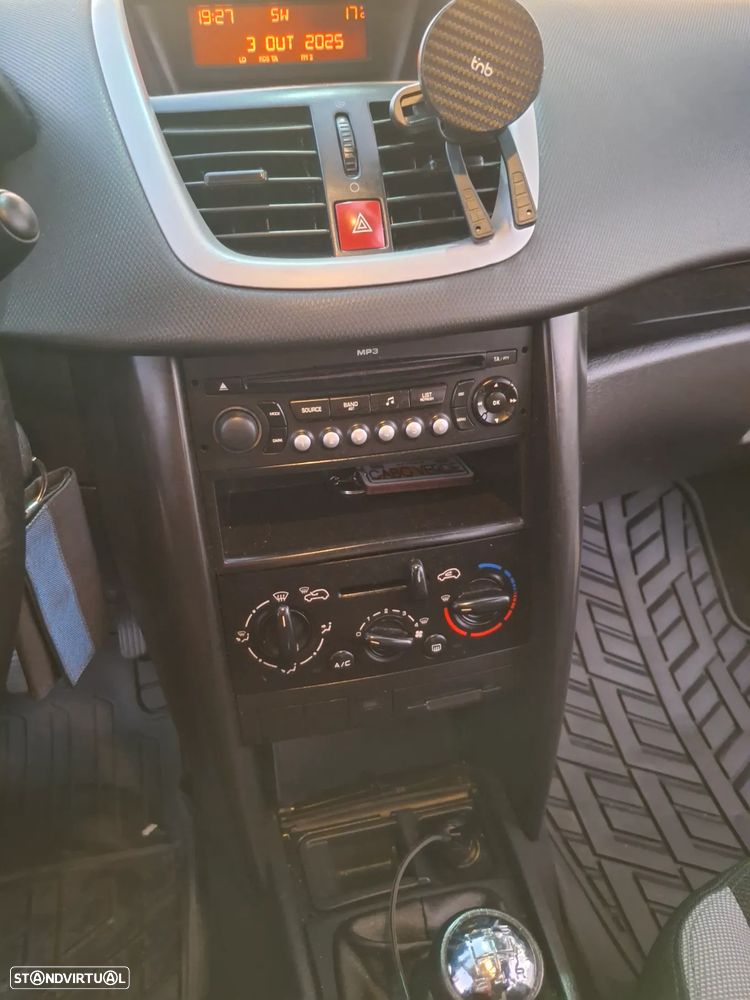 Peugeot 207 SW - 7