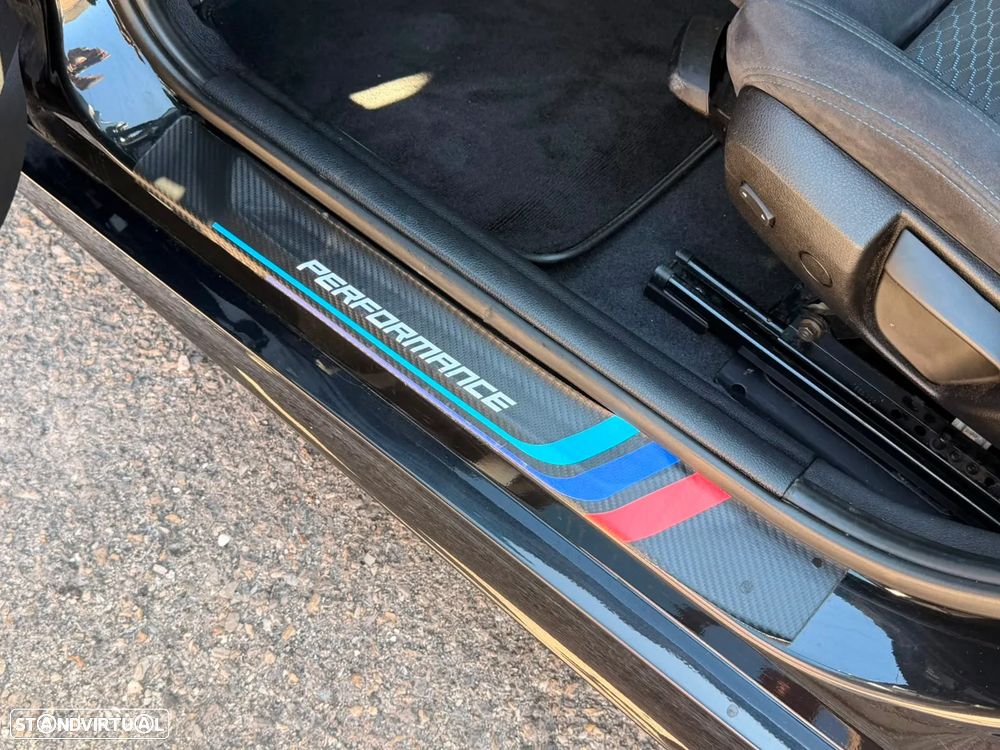 BMW 116 d Pack M - 17