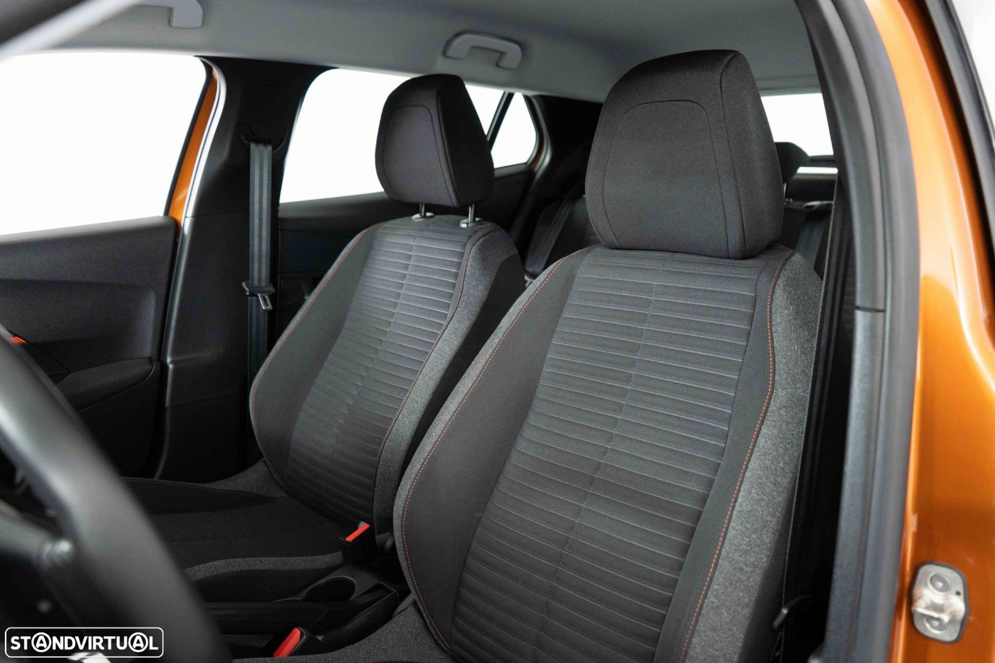 Peugeot 2008 1.2 PureTech Active Pack - 8