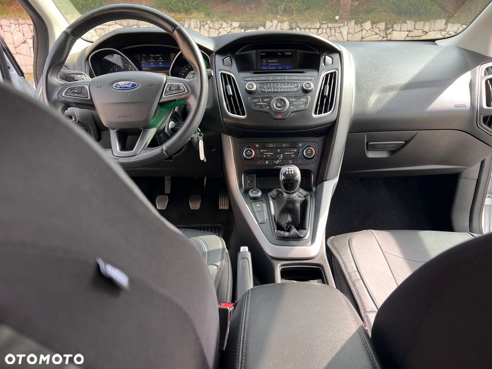 Ford Focus 1.0 EcoBoost Edition - 24