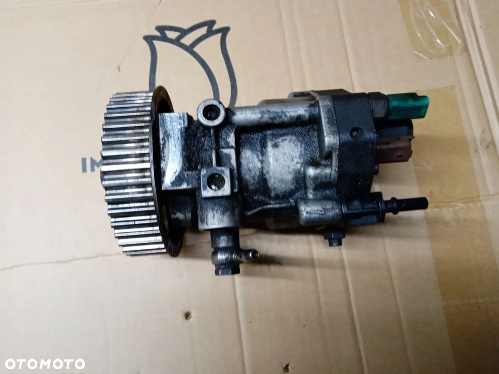 Pompa wtryskowa paliwa wysokiego ciśnienia Dacia Logan I 1.5 DCI 8200379376 - 2