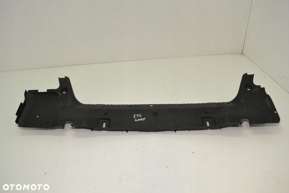 BMW E46 COUPE CABRIO MASKOWNICA OSŁONA PASA TYLNEGO 8204070 - 1