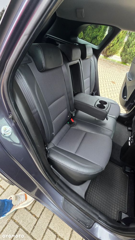 Hyundai i30 blue 1.6 CRDi Premium - 32