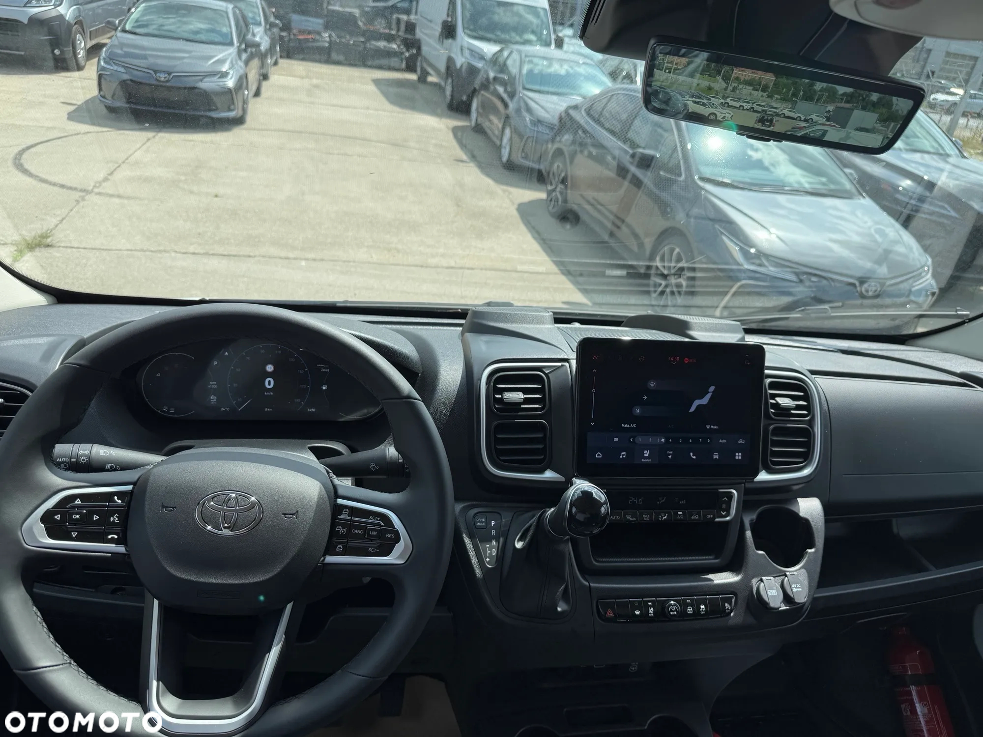 Toyota MAX - 6