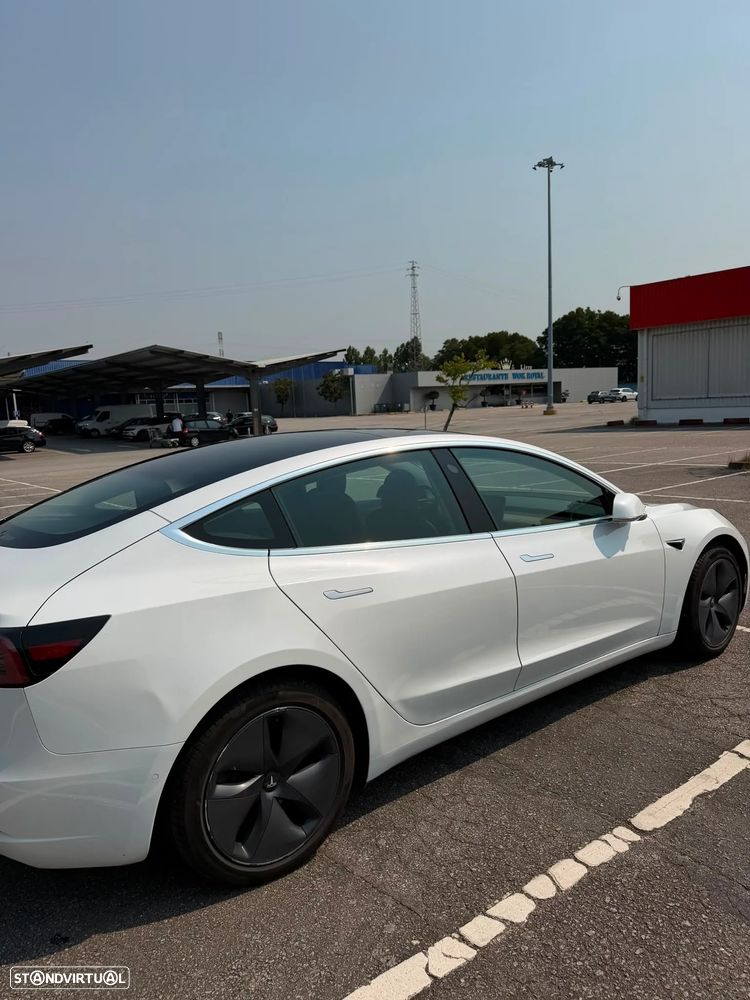 Tesla Model 3 Standard Range Plus RWD - 4