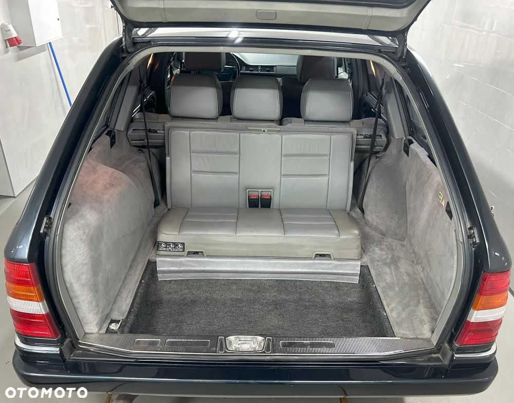 Mercedes-Benz Klasa E - 11