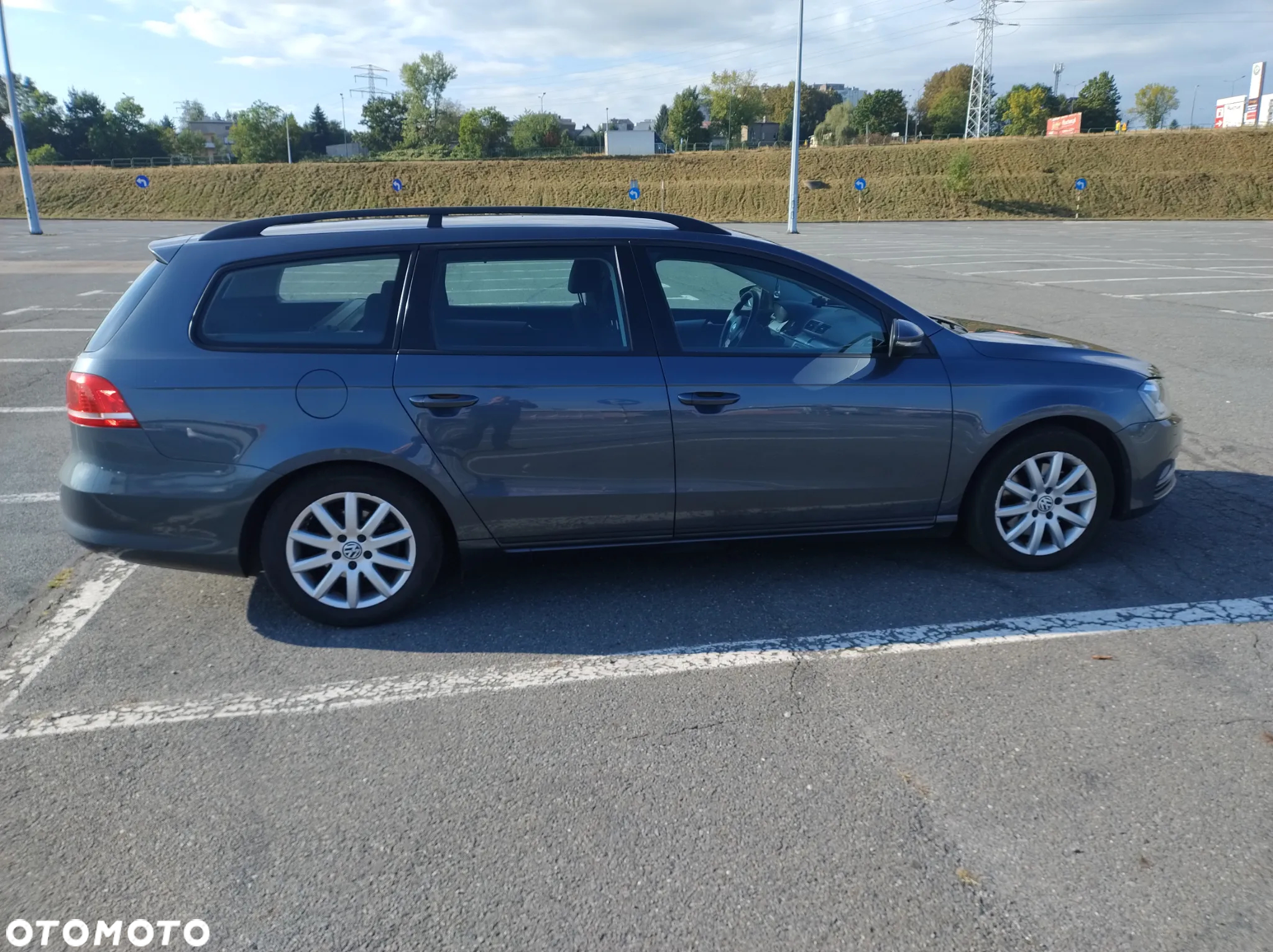 Volkswagen Passat 2.0 TDI Trendline - 6