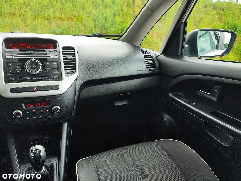 Kia Venga 1.4 CVVT ISG Vision - 31