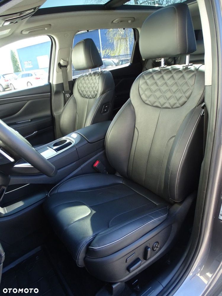 Hyundai Santa Fe - 16