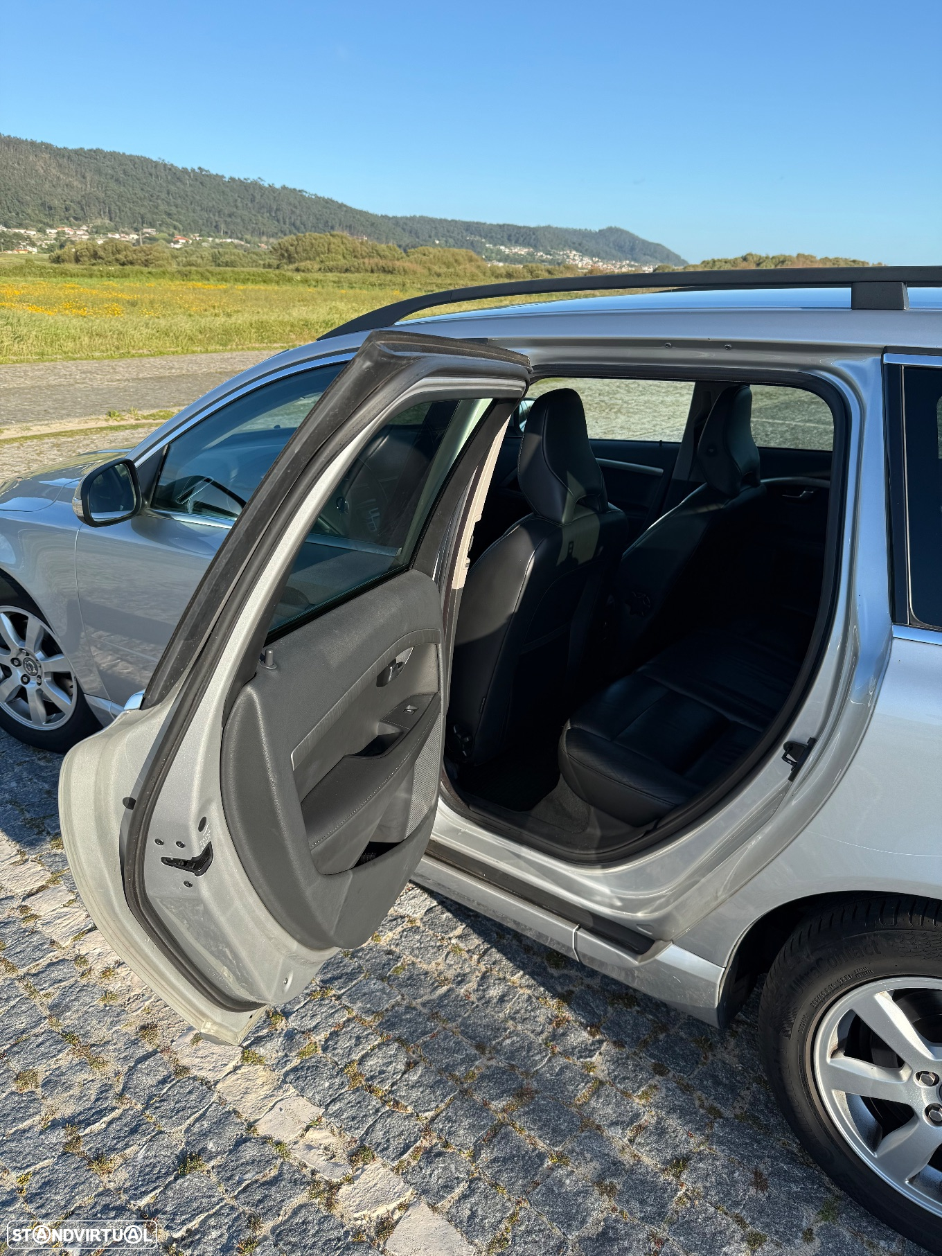 Volvo V70 1.6 D Drive Momentum - 9
