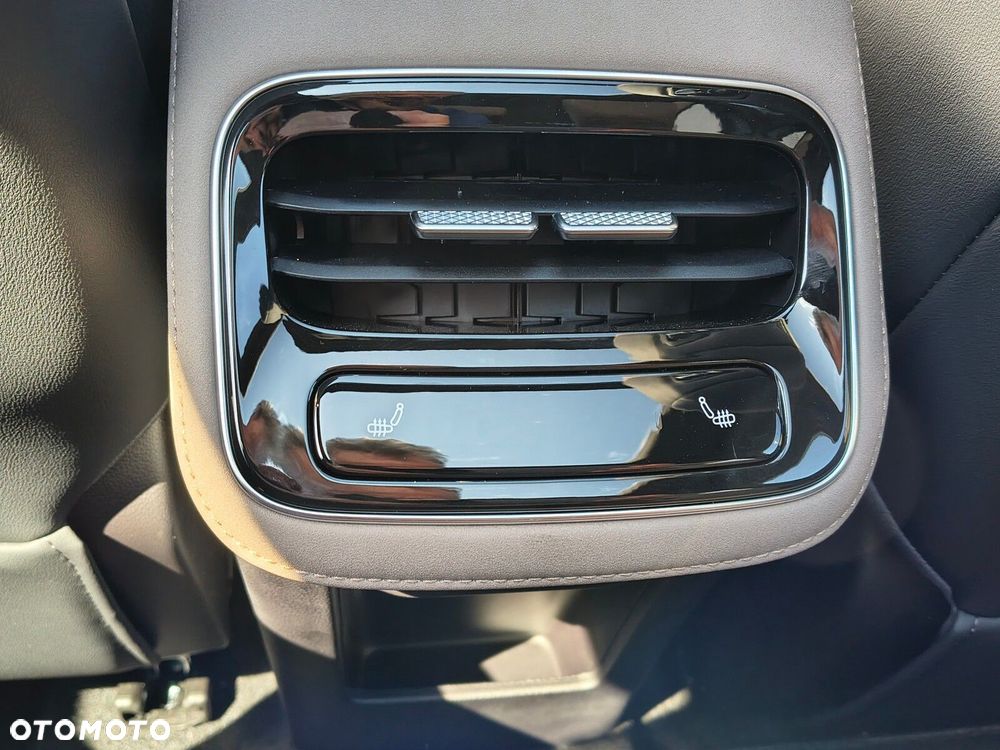 Chery Tiggo 8 1.5 T-GDI Super Hybrid Prestige DCT - 27