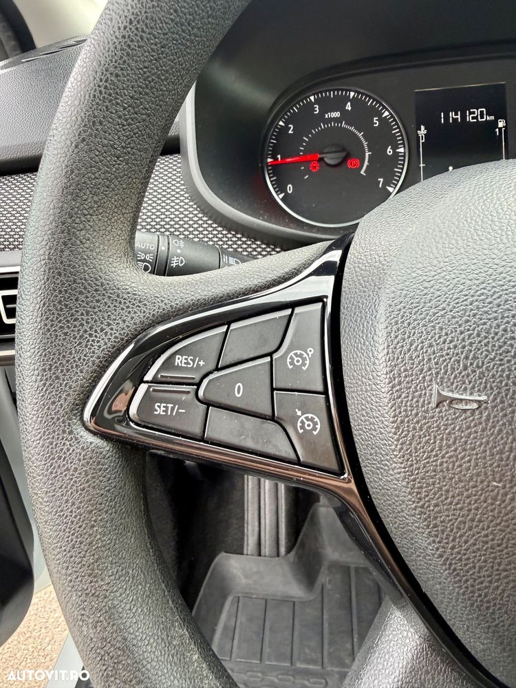 Dacia Logan TCe 90 MT6 Comfort - 14