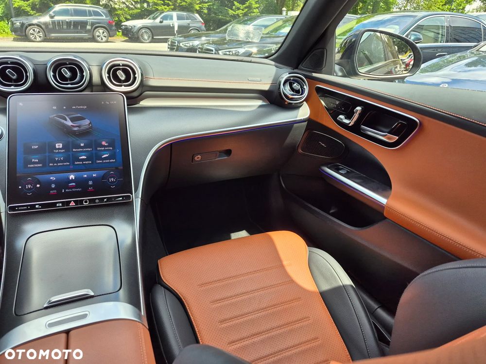 Mercedes-Benz Klasa C 220 d mHEV 4-Matic AMG - 28