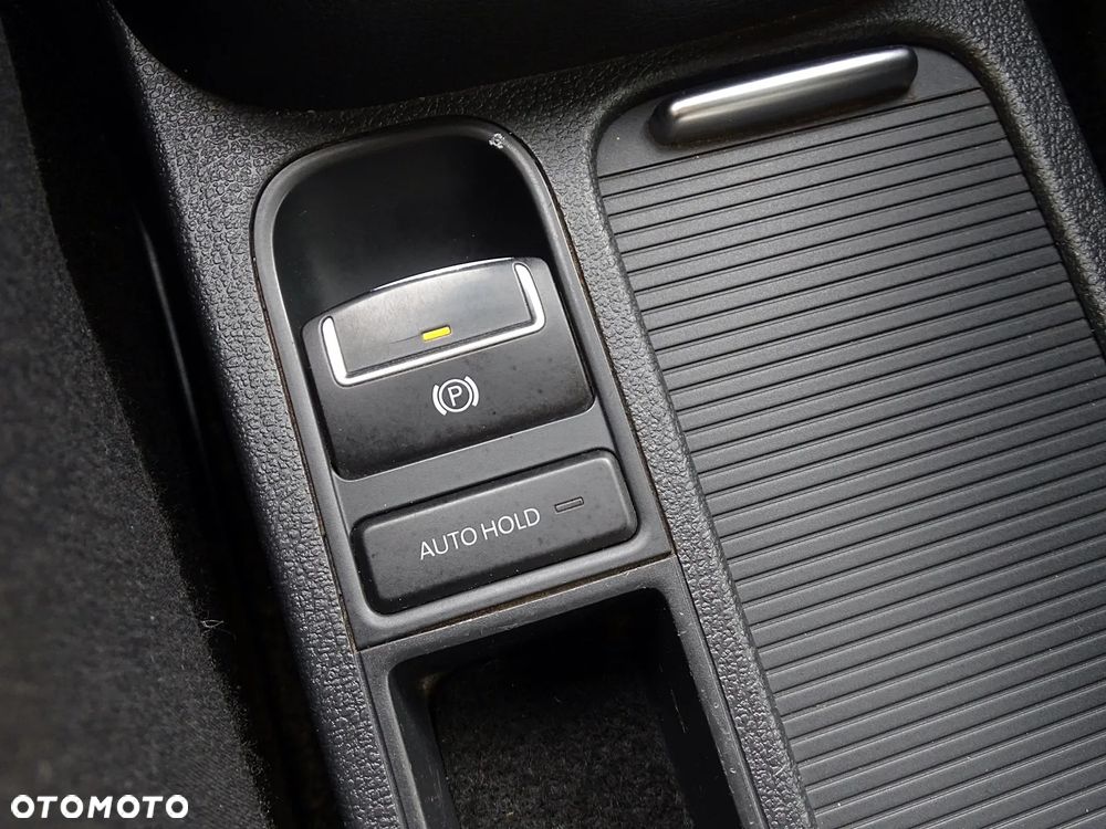 Volkswagen Tiguan 2.0 TDI DPF 4Motion BlueMotion Technology Sport & Style - 33