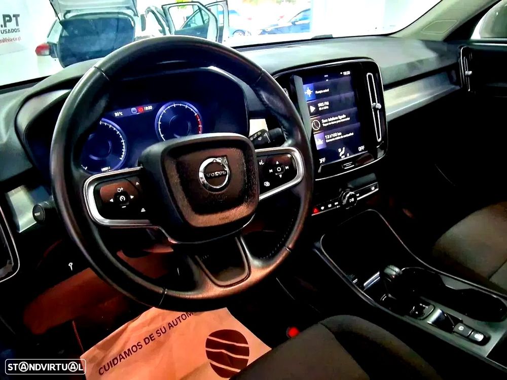 Volvo XC 40 1.5 T2 Momentum Plus Geartronic - 13