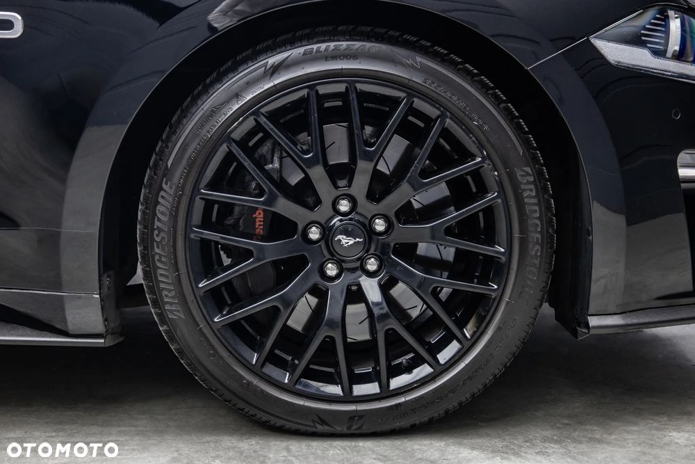 Ford Mustang - 13