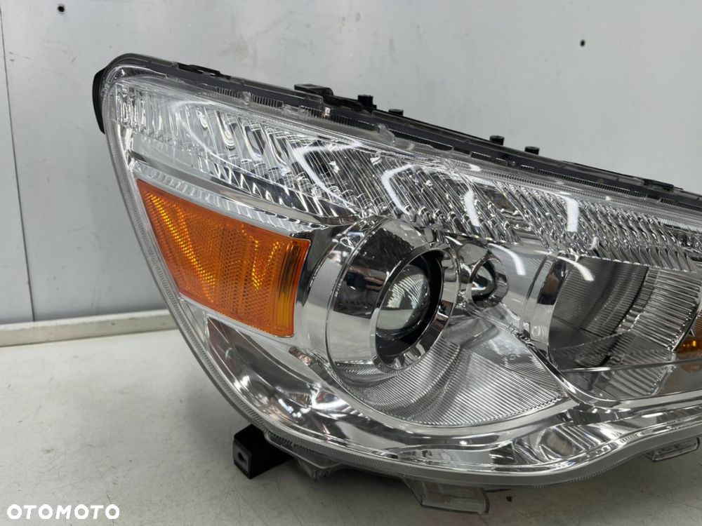Lampa reflektor Mitsubishi ASX I Outlander Sport 10-19r. PRAWA przednia SOCZEWKA H11 HB3 Europa - 5