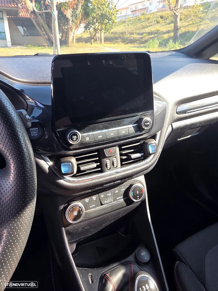 Ford Fiesta - 17