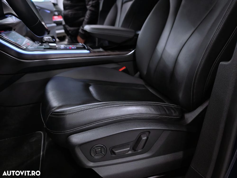 Audi Q8 55 TFSI quattro Tiptronic - 10