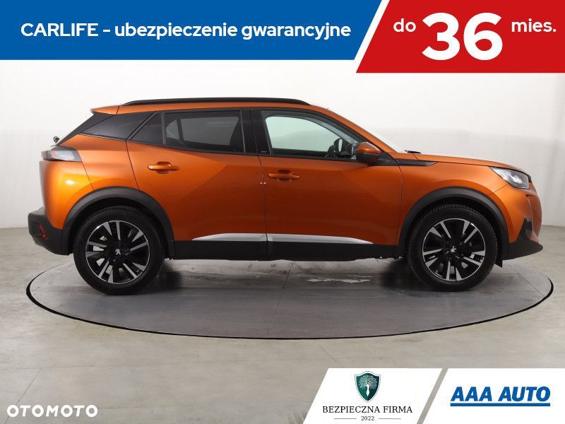 Peugeot 2008 - 8