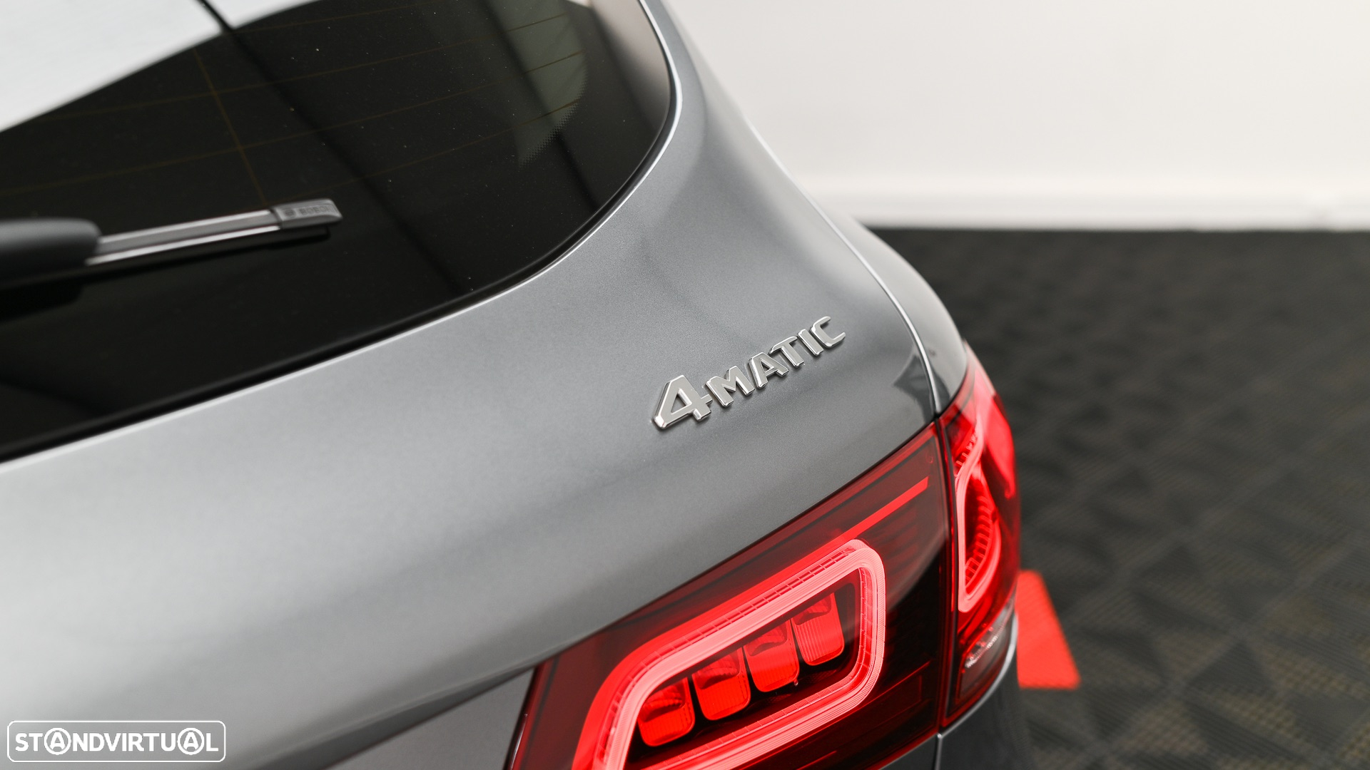 Mercedes-Benz GLC 300 Coupe de 4Matic 9G-TRONIC - 24
