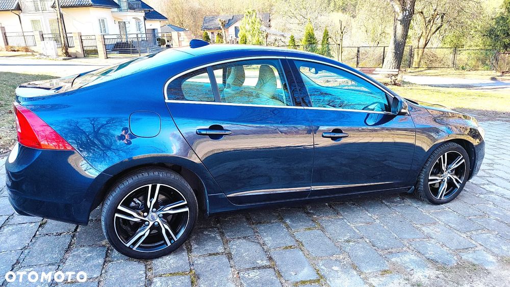 Volvo S60 D4 Drive-E Momentum - 5