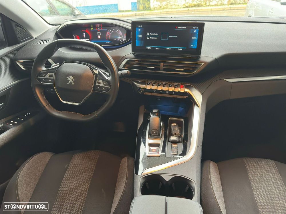 Peugeot 5008 - 7