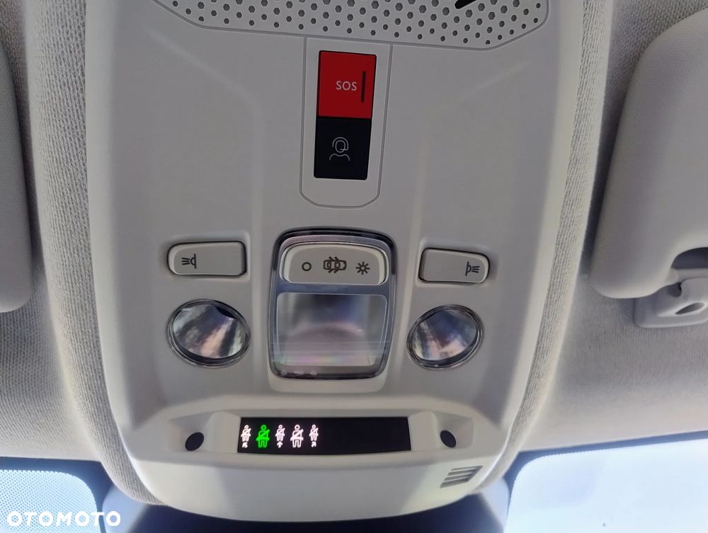Citroën C4X 1.2 mHEV Max eDCT6 - 32