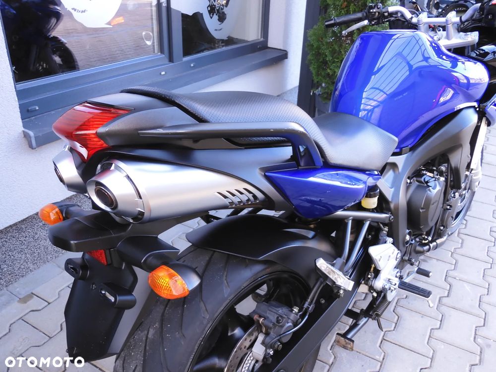 Yamaha FZ6 - 11