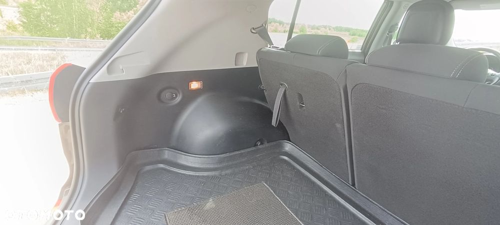 Kia Sportage 2.0 CRDI L - 29