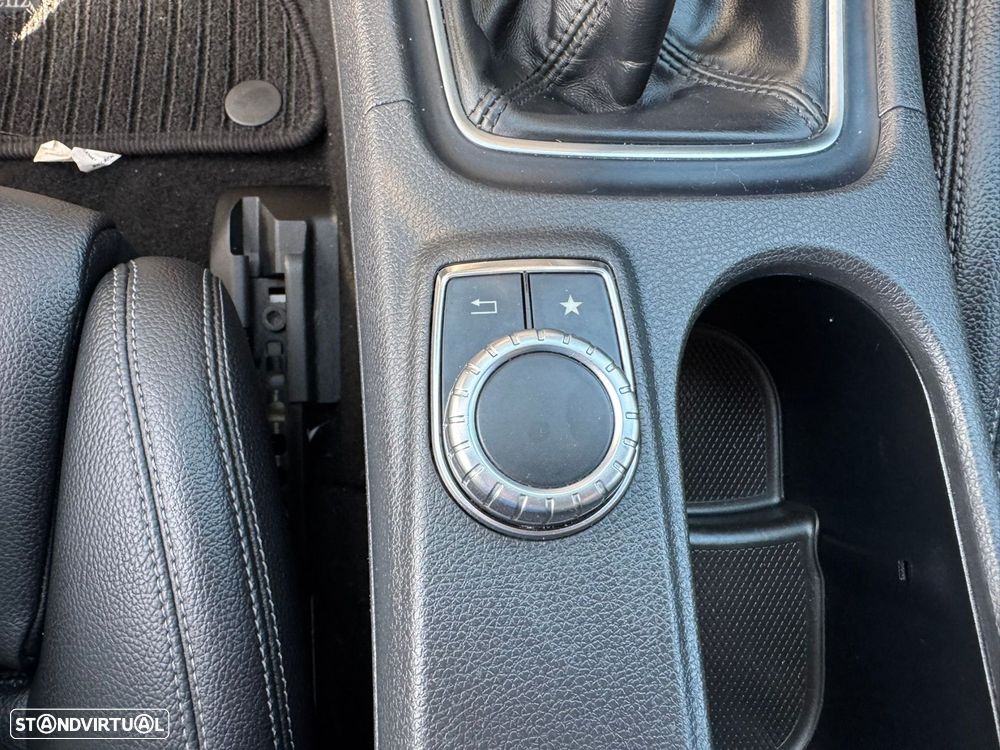 Mercedes-Benz CLA 180 d Shooting Brake - 24