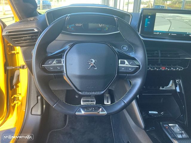 Peugeot e-208 GT+ - 19
