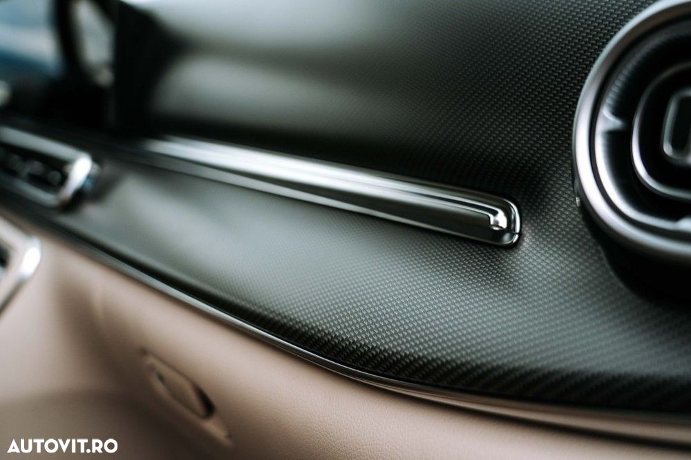 Mercedes-Benz V - 23