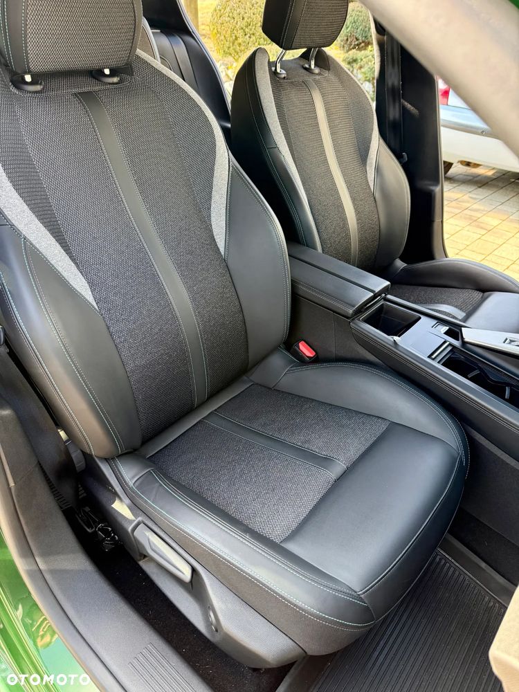 Peugeot 308 1.2 PureTech Allure Pack S&S EAT8 - 12