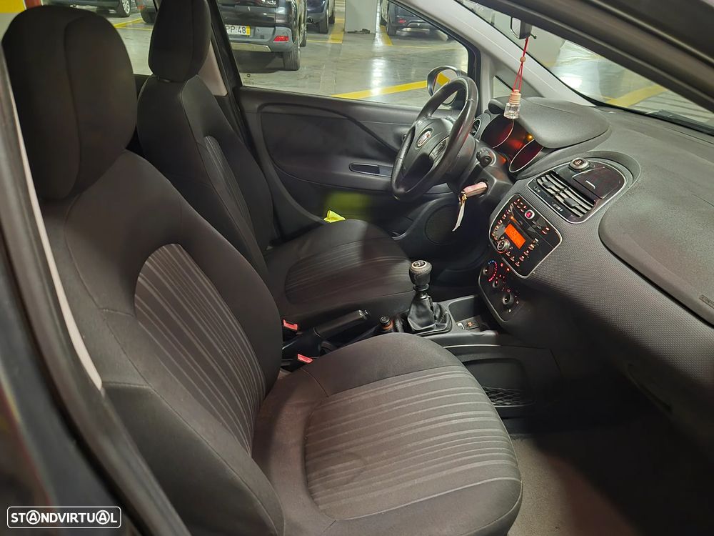 Fiat Punto Evo 1.2 Dynamic - 26