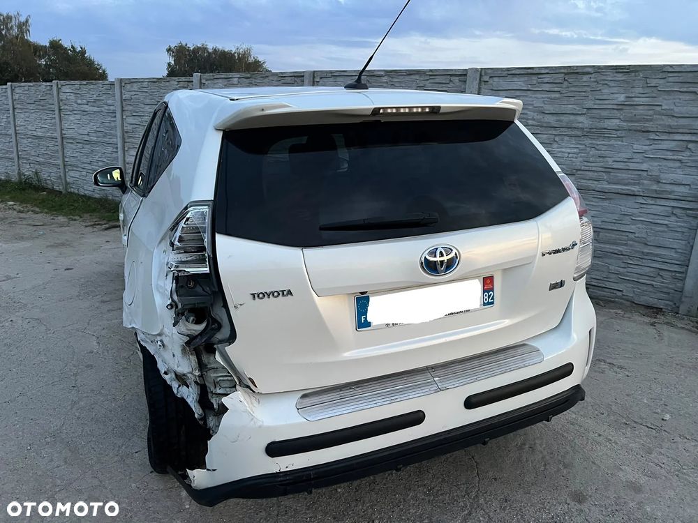 Toyota Prius+ (Hybrid) - 7
