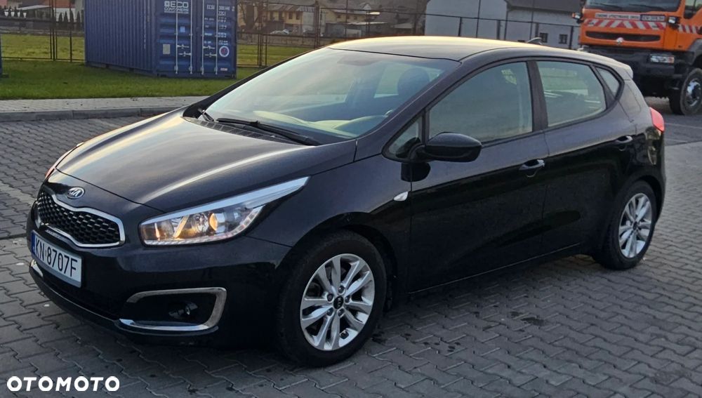 Kia Ceed 1.0 T-GDI GT-Line - 2