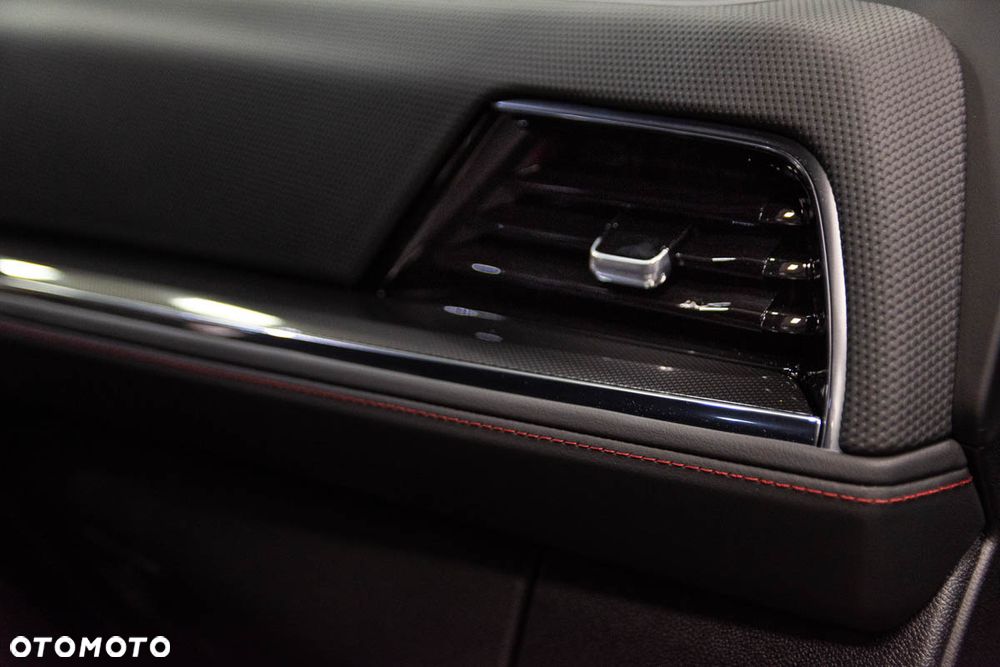 Chevrolet Tahoe - 22