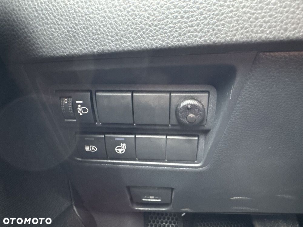 Toyota Yaris - 22