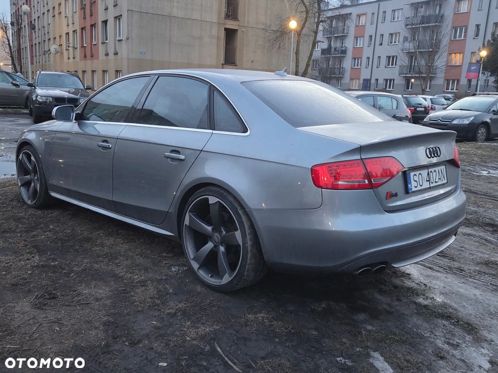 Audi S4 Limousine - 3