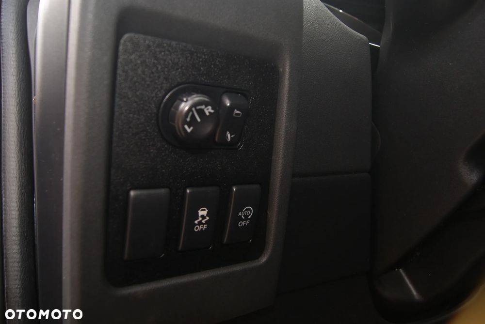 Nissan Qashqai 1.6 dCi DPF Start/Stop tekna - 24