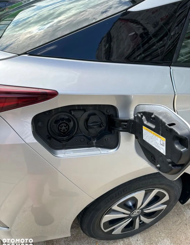 Toyota Prius Hybrid Comfort - 15