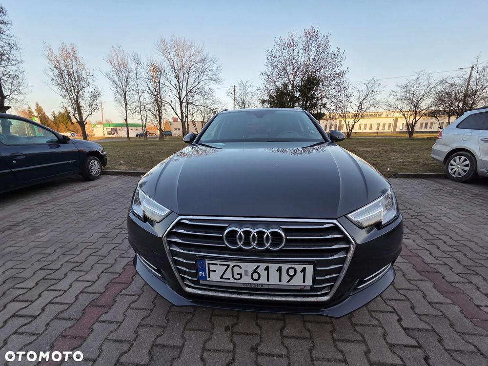 Audi A4 Avant 2.0 TDI S tronic - 25