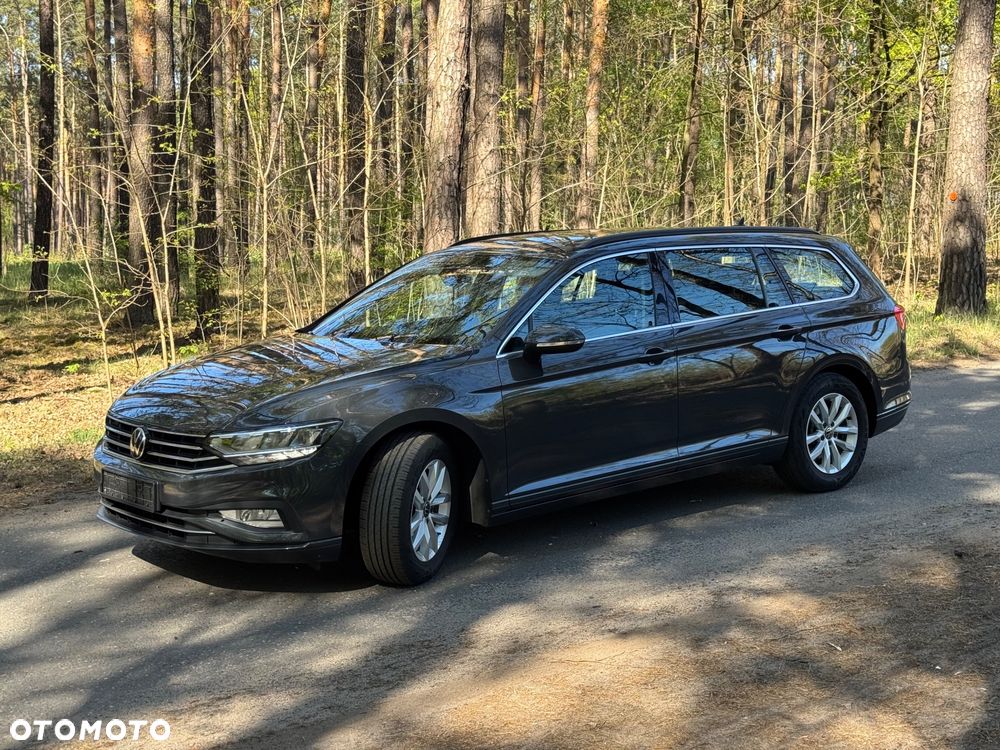 Volkswagen Passat 2.0 TDI SCR DSG Business - 17